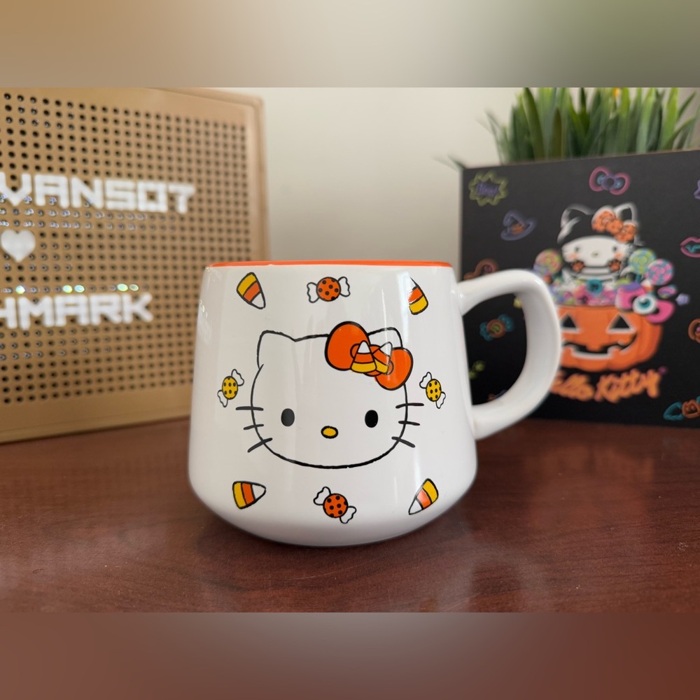 New Hello Kitty Candy Corn Halloween white mug